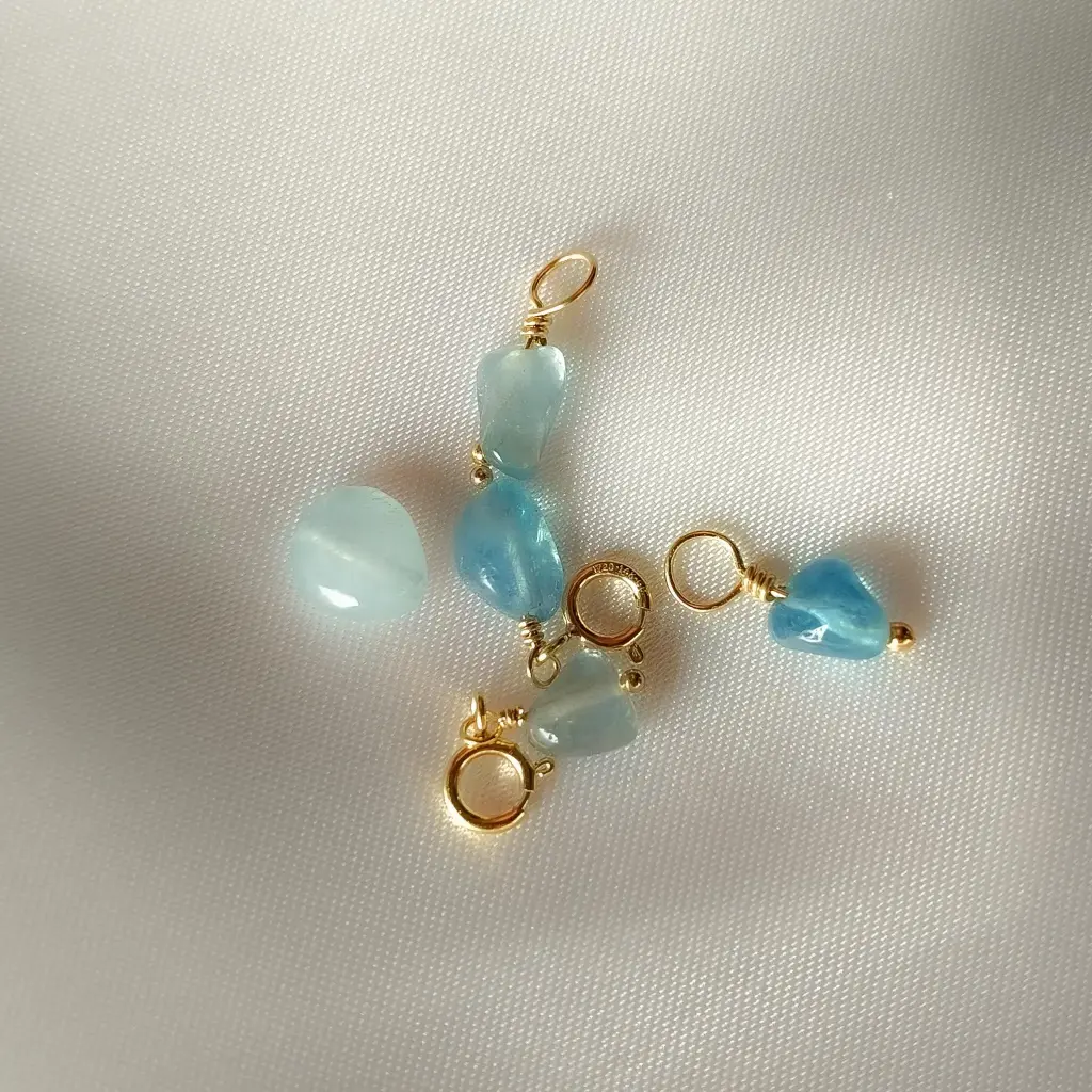 Charm Aigue-marine (Bracelet ou collier)