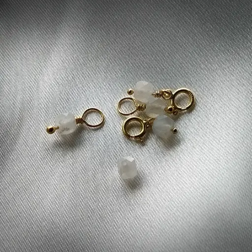 Charm Pierre de Lune